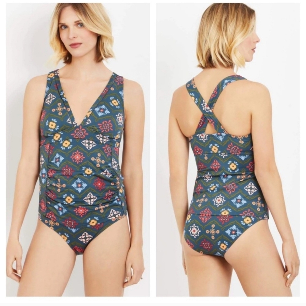 A Pea in the Pod Tankini Swimsuit Set Maternity S Floral Tropical Ruched Beach